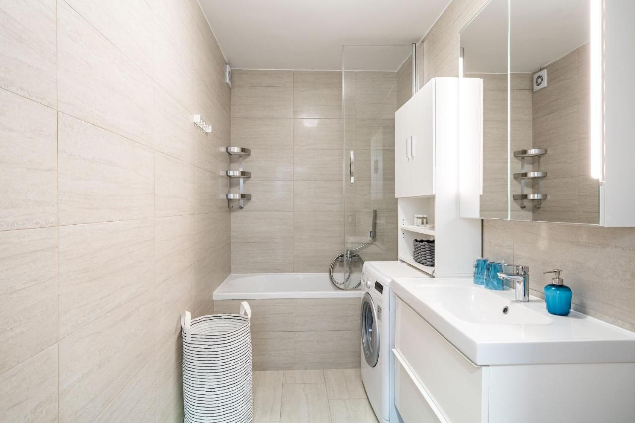 Stay U-Nique Studio Apartment In Orasac Luaran gambar